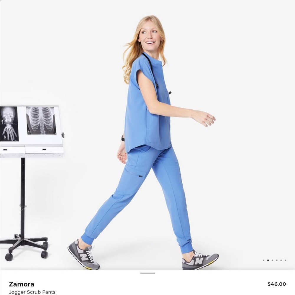 *Worn twice* FIGS scrub pants: Zamora joggers